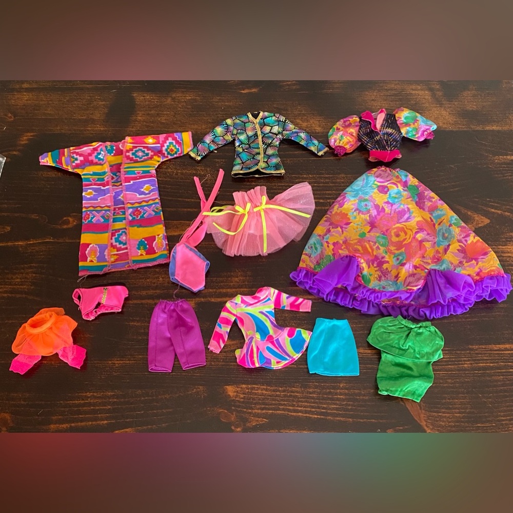 Vintage Barbie Doll Clothes Lot – 90s Neon Dancewear & Fashion Mix